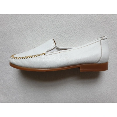 Pre-owned Pierre Cardin Leather Flats In White