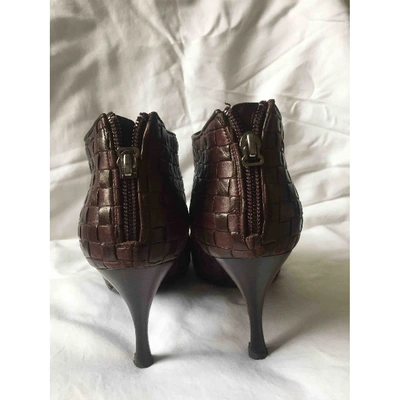 Pre-owned Bottega Veneta Leather Ankle Boots In Brown