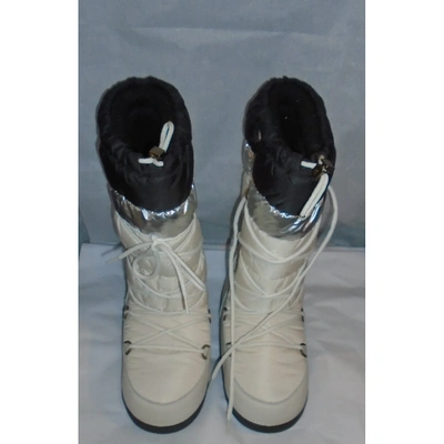 Pre-owned Moncler White Boots