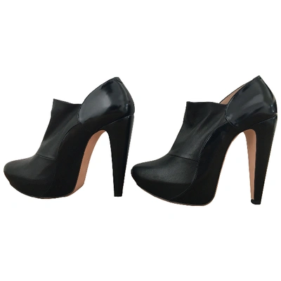 Pre-owned Roland Mouret Leather Ankle Boots In Black