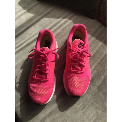 Pre-owned Nike Cloth Trainers In Pink