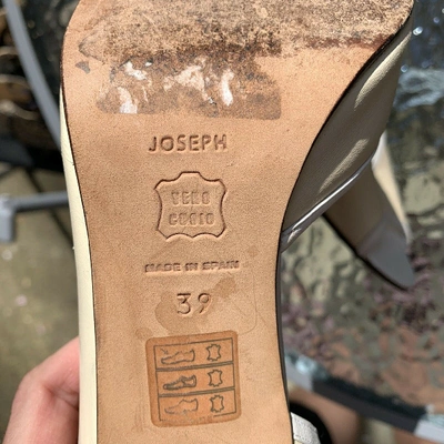 Pre-owned Joseph Leather Heels In Ecru