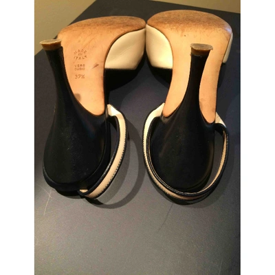 Pre-owned Alberta Ferretti Leather Sandals In Beige