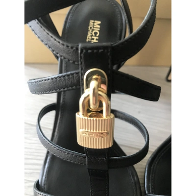 MICHAEL KORS Pre-owned Leather Sandals In Black