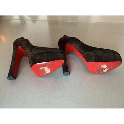 Pre-owned Christian Louboutin Heels In Brown