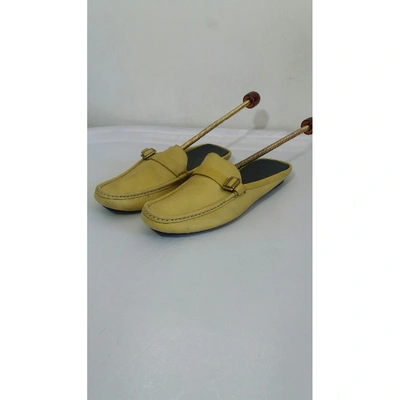 Pre-owned Gucci Leather Mules & Clogs In Yellow