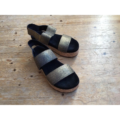 Pre-owned Gerard Darel Gold Cloth Sandals