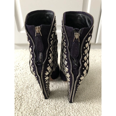 Pre-owned Alaïa Ankle Boots In Purple