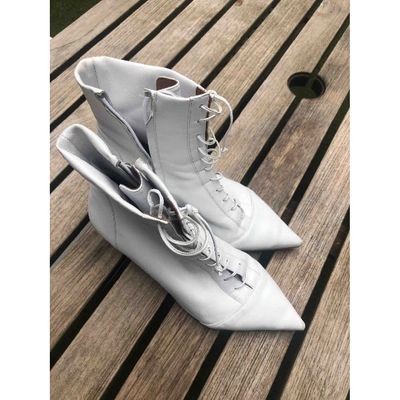 Pre-owned Tabitha Simmons Leather Lace Up Boots In White