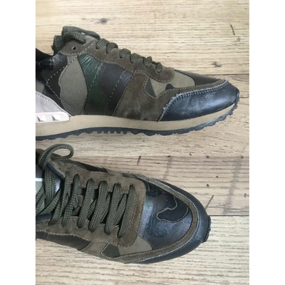Pre-owned Valentino Garavani Rockrunner Leather Trainers In Green