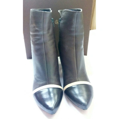 Pre-owned Chie Mihara Leather Ankle Boots In Grey