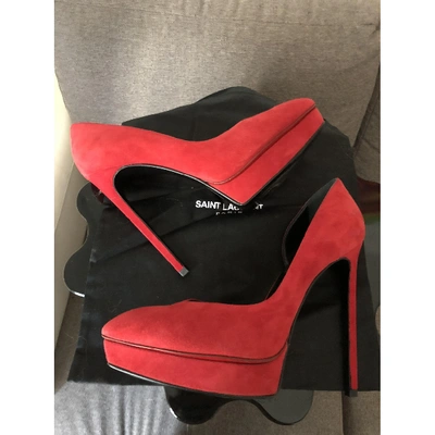 Pre-owned Saint Laurent Janis Red Suede Heels