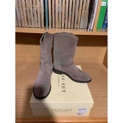 Pre-owned Twinset Grey Suede Boots