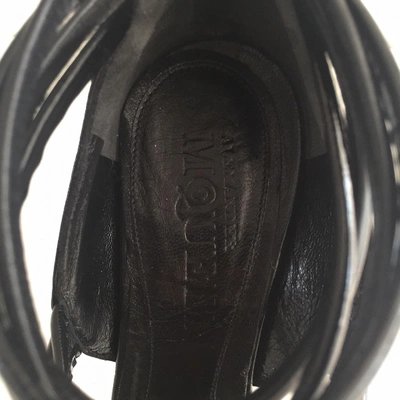 Pre-owned Alexander Mcqueen Black Patent Leather Sandals