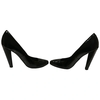 Pre-owned Hoss Intropia Patent Leather Heels In Black