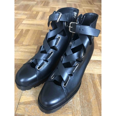 Pre-owned Valentino Garavani Black Leather Boots