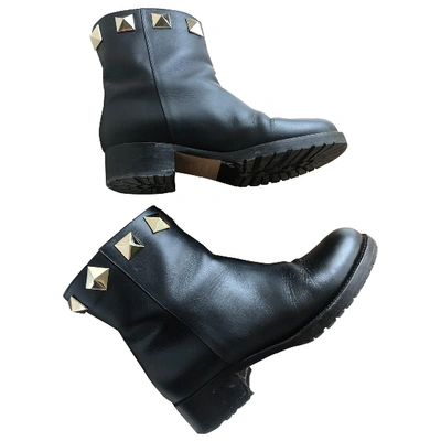 Pre-owned Valentino Garavani Rockstud Black Leather Ankle Boots