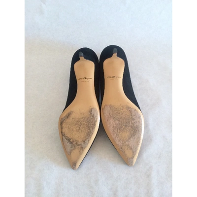 Pre-owned Ferragamo Heels In Black