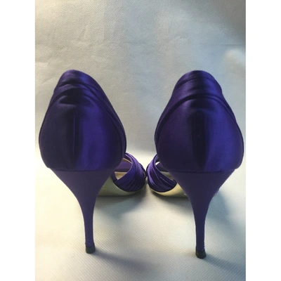 Pre-owned Valentino Garavani Velvet Heels In Purple
