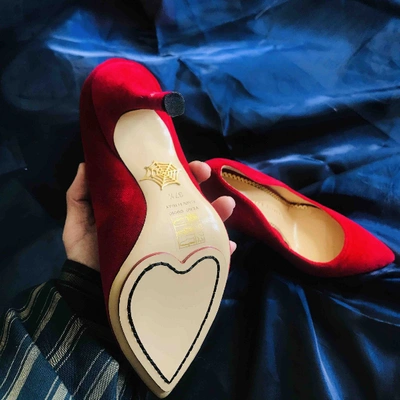 Pre-owned Charlotte Olympia Debbie Velvet Heels In Red