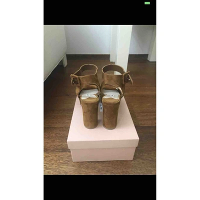 Pre-owned Miu Miu Sandals In Camel