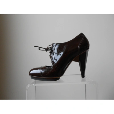 Pre-owned Lanvin Patent Leather Lace Ups In Brown