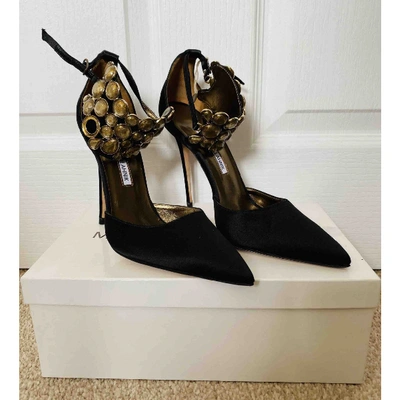 Pre-owned Manolo Blahnik Cloth Heels In Black