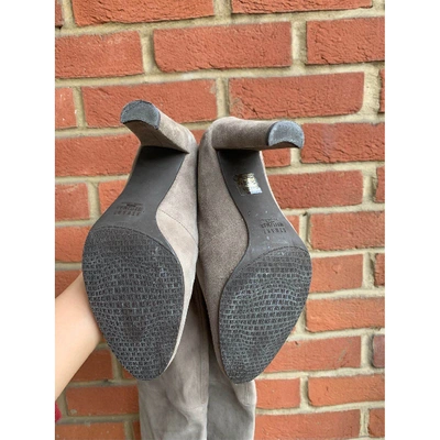 Pre-owned Stuart Weitzman Boots In Grey