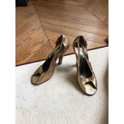 Pre-owned Versace Gold Python Sandals