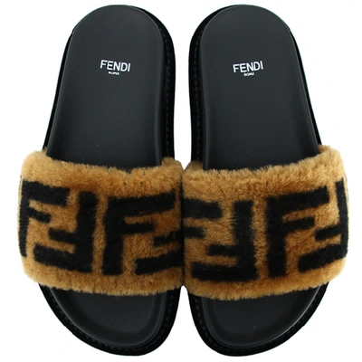 Pre-owned Fendi Black Rubber Sandals