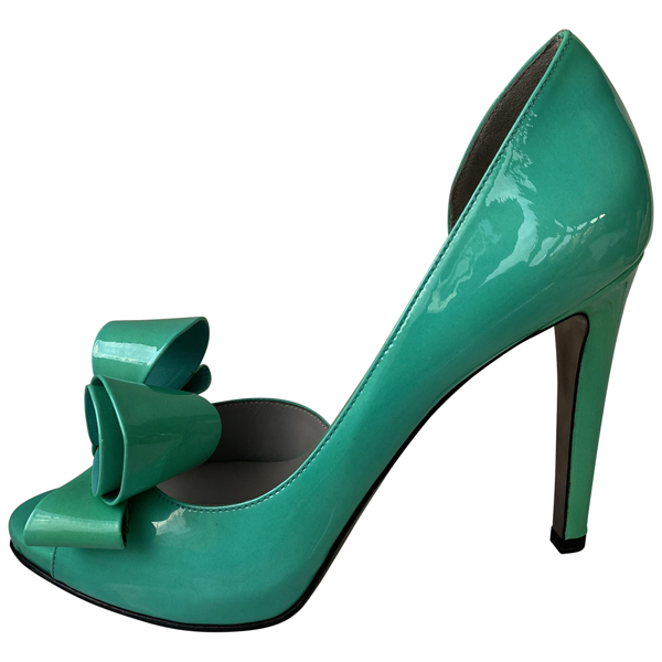 green patent leather heels