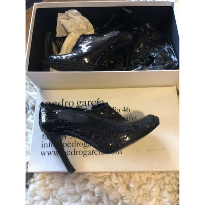 Pre-owned Pedro Garcia Glitter Ankle Boots In Black