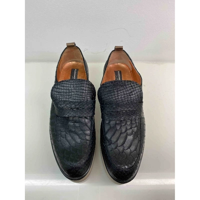 Pre-owned Alexander Smith Leather Flats In Black