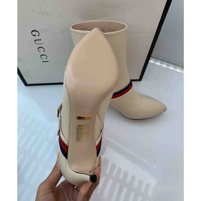 Pre-owned Gucci White Leather Ankle Boots