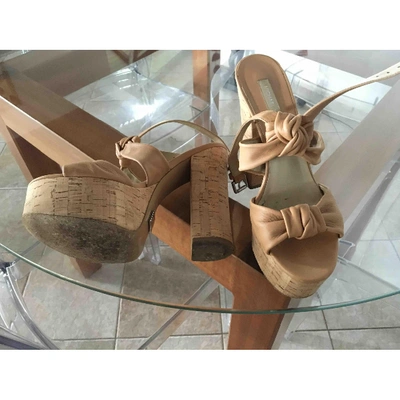 Pre-owned Michael Kors Leather Sandals In Camel