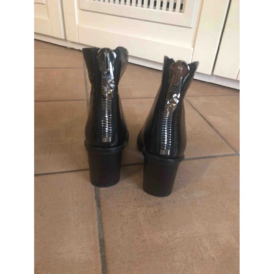Pre-owned Diesel Patent Leather Ankle Boots In Black