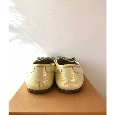 Pre-owned Prada Patent Leather Flats In Green