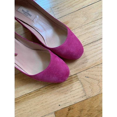 Pre-owned Valentino Garavani Tango Pink Suede Heels