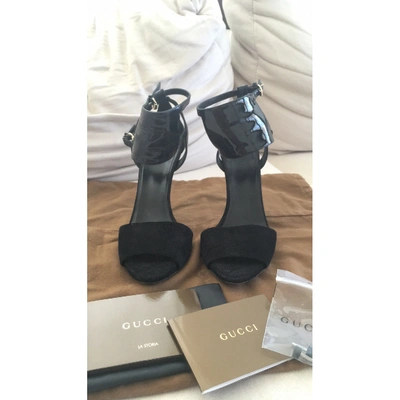 Pre-owned Gucci Patent Leather Sandal In Black