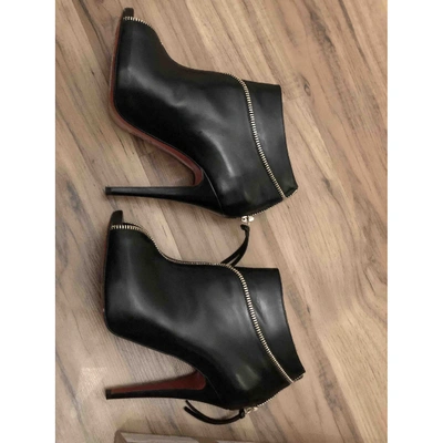 Pre-owned Christian Louboutin Leather Ankle Boots In Black