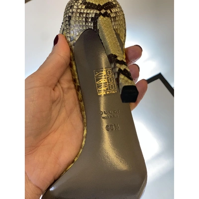 Pre-owned Gucci Khaki Python Heels