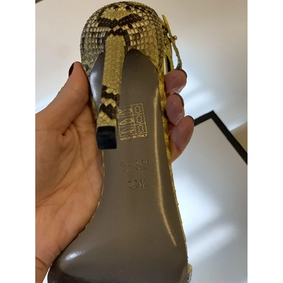 Pre-owned Gucci Khaki Python Heels
