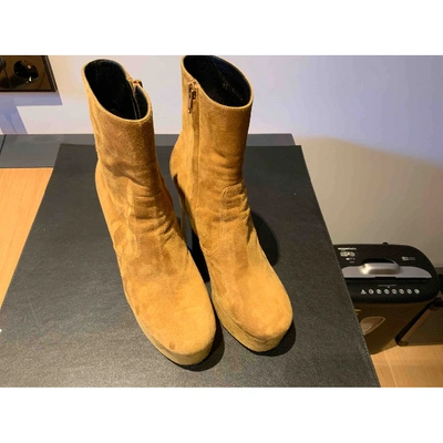 Pre-owned Saint Laurent Billy Camel Suede Ankle Boots