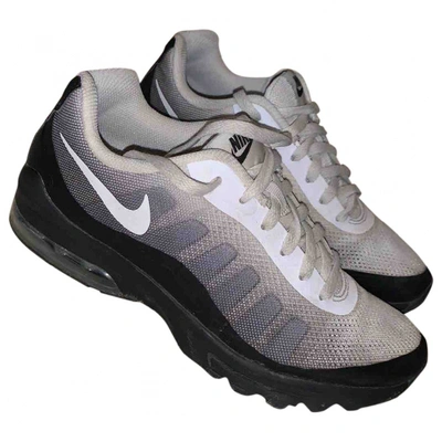 Pre-owned Nike Air Max  Cloth Trainers In Grey