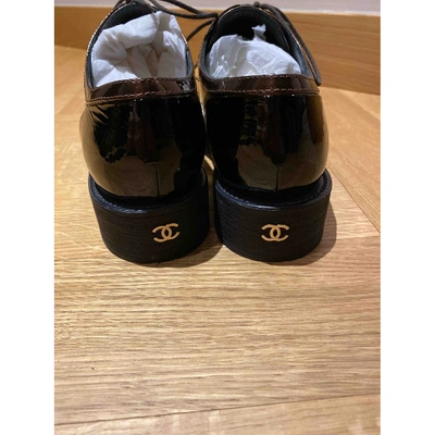 Pre-owned Chanel Gold Leather Lace Ups