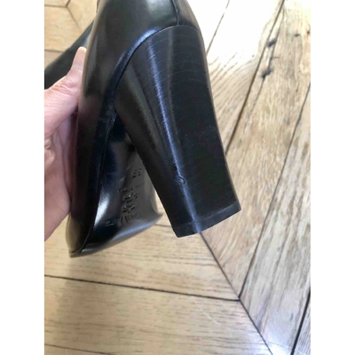 Pre-owned Max Mara Leather Heels In Black