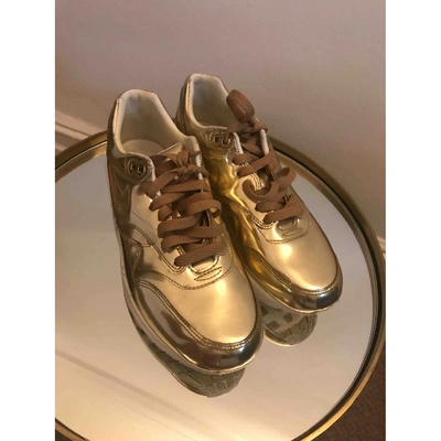 Pre-owned Nike Air Max 1 Leather Trainers In Gold