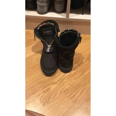 Pre-owned Balmain Leather Trainers In Black