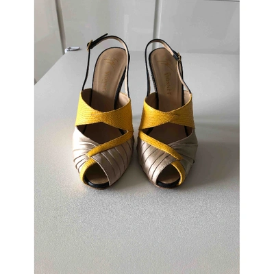 Pre-owned Vionnet Beige Leather Sandals