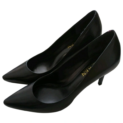 Pre-owned Lauren Ralph Lauren Leather Heels In Black